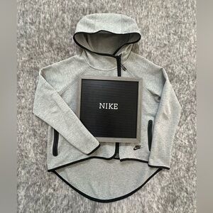 Women’s Nike Zip Up Hoodie